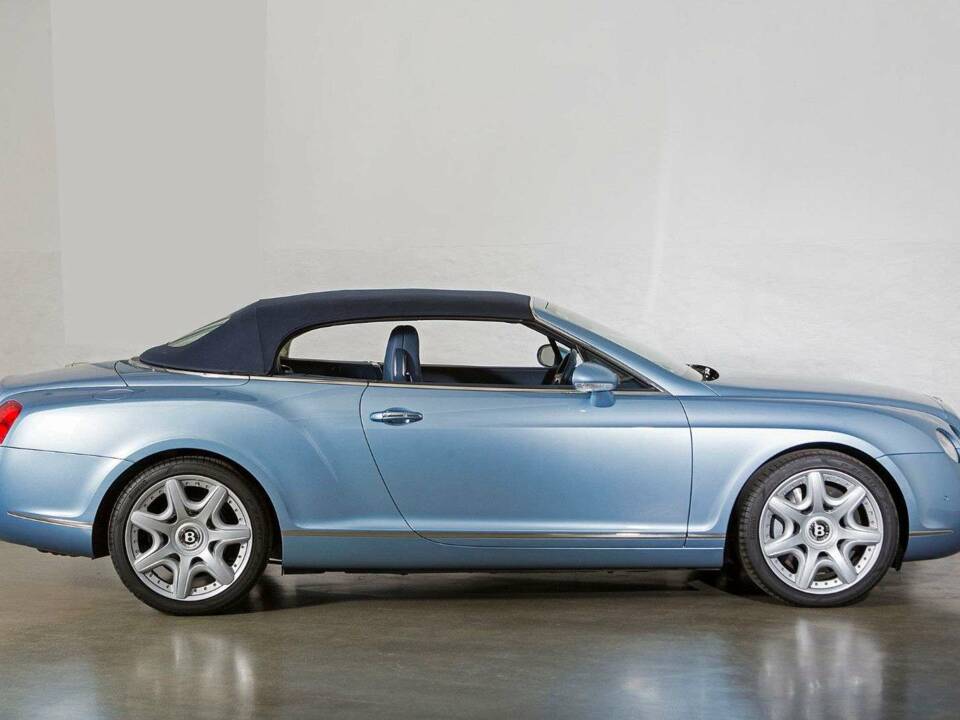 Bild 9/20 von Bentley Continental GTC (2010)