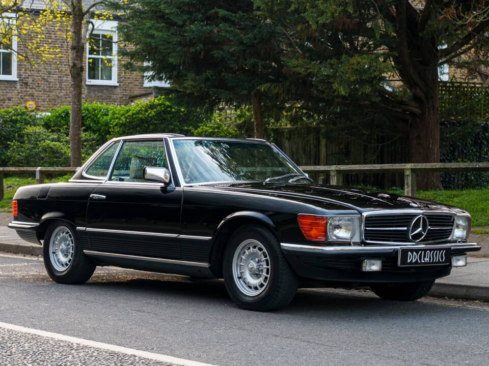 Imagen 2/28 de Mercedes-Benz 380 SL (1985)