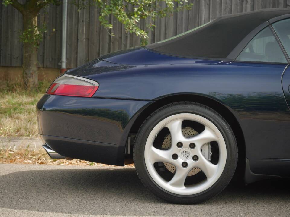 Bild 24/46 von Porsche 911 Carrera 4S (1900)