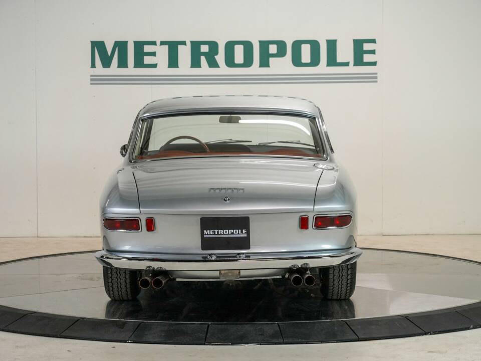 Bild 17/50 von Ferrari 330 GT (1965)