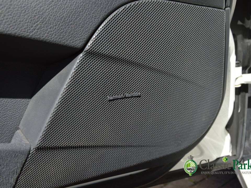 Image 17/50 of Mercedes-Benz E 500 T (2004)