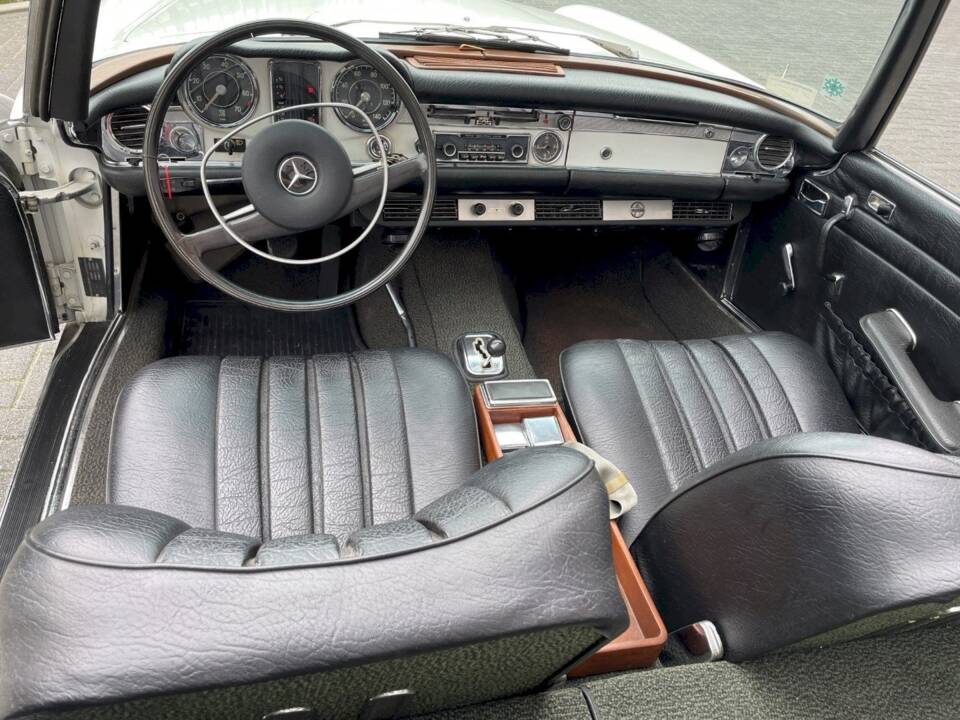 Bild 28/35 von Mercedes-Benz 280 SL (1967)