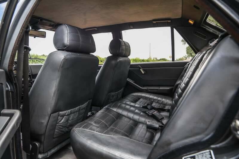 Image 32/35 of Lancia Delta HF Integrale (1991)