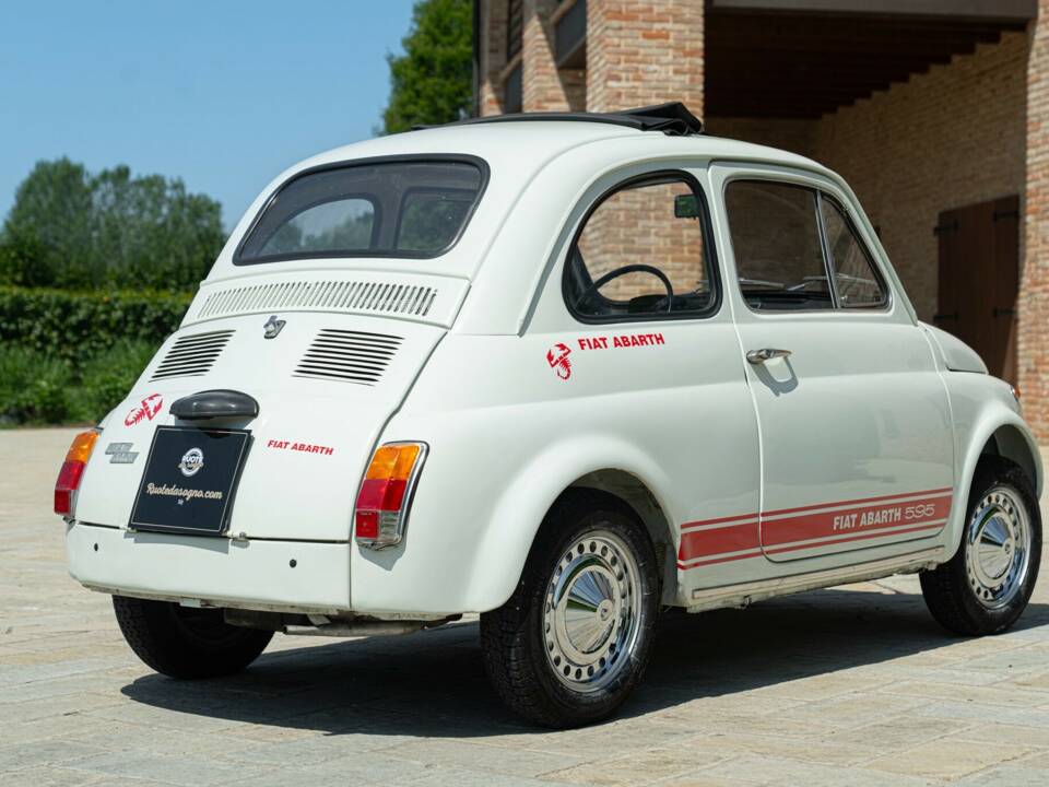 Obraz 6/50 pojazdu Abarth Fiat 595 (1969)