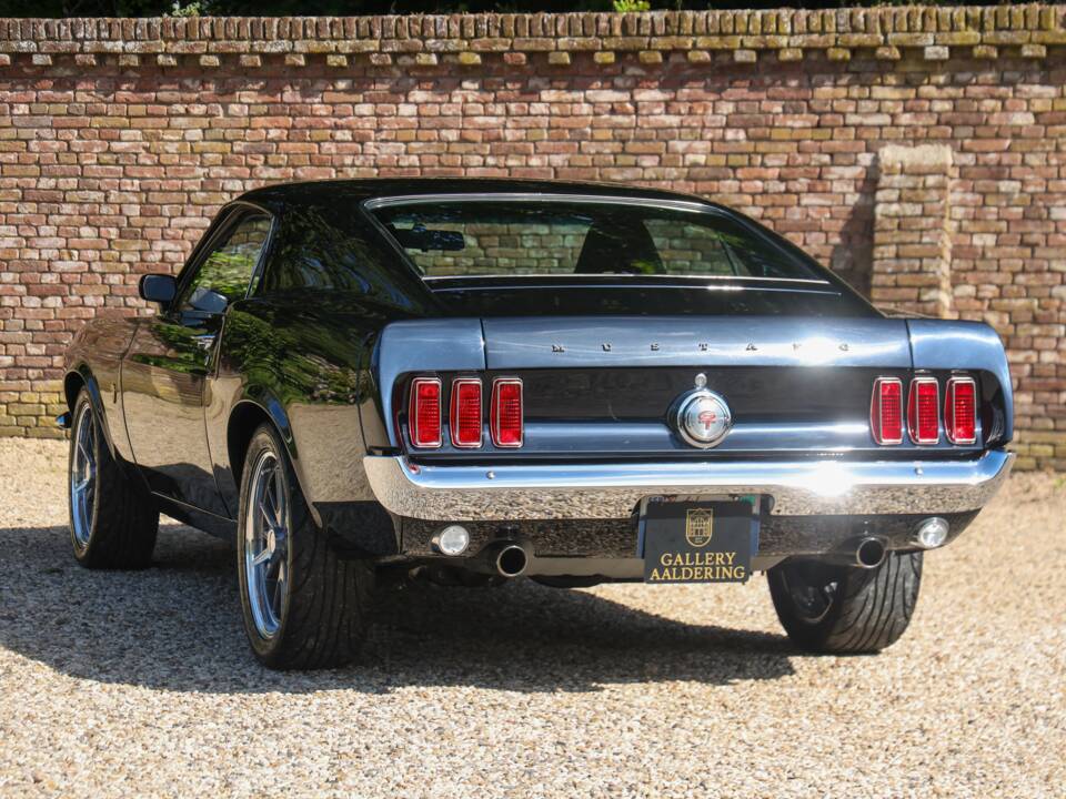 Image 40/50 of Ford Mustang 302 (1969)