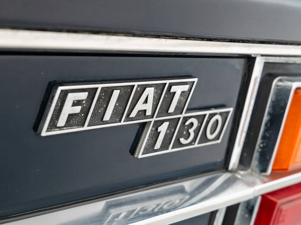 Image 13/39 de FIAT 130 &#x2F; 3200 (1974)