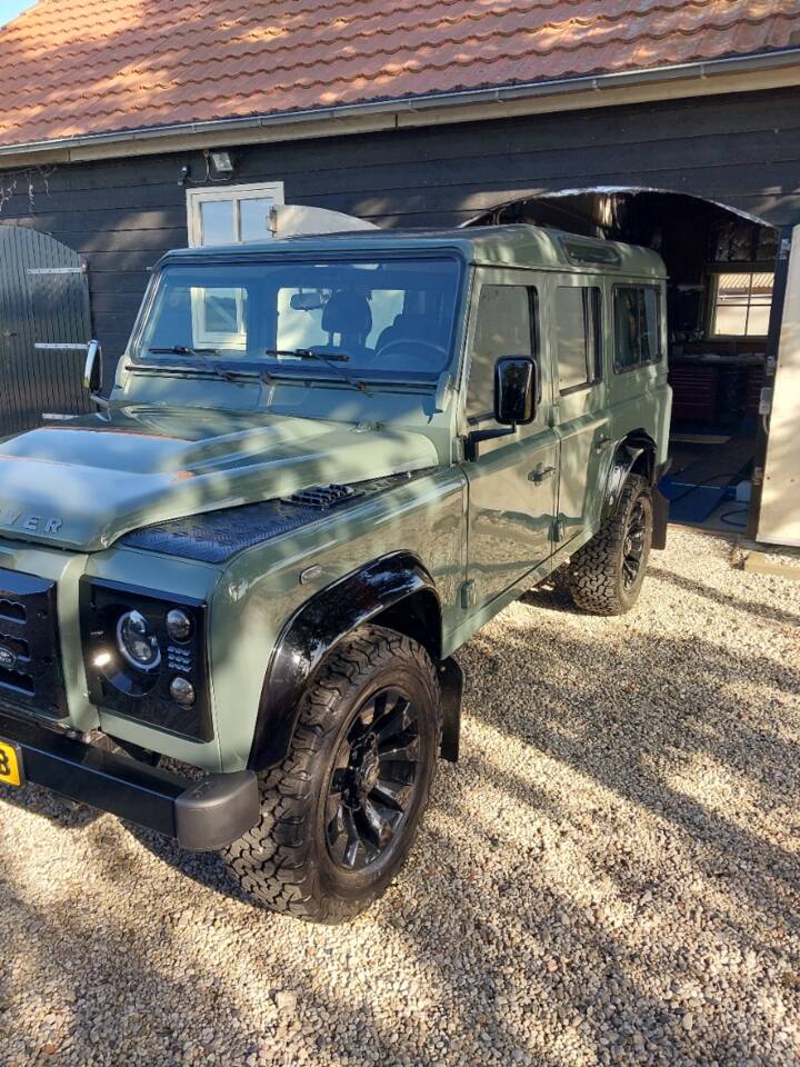 Obraz 7/56 pojazdu Land Rover Defender 110 (2007)