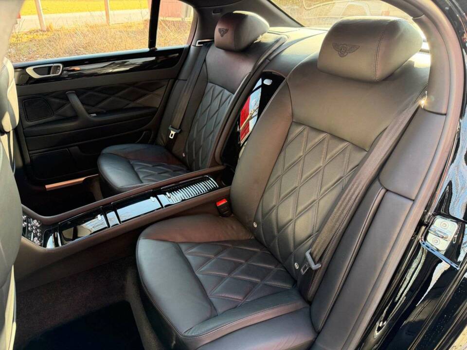 Bild 17/26 von Bentley Continental Flying Spur (2007)