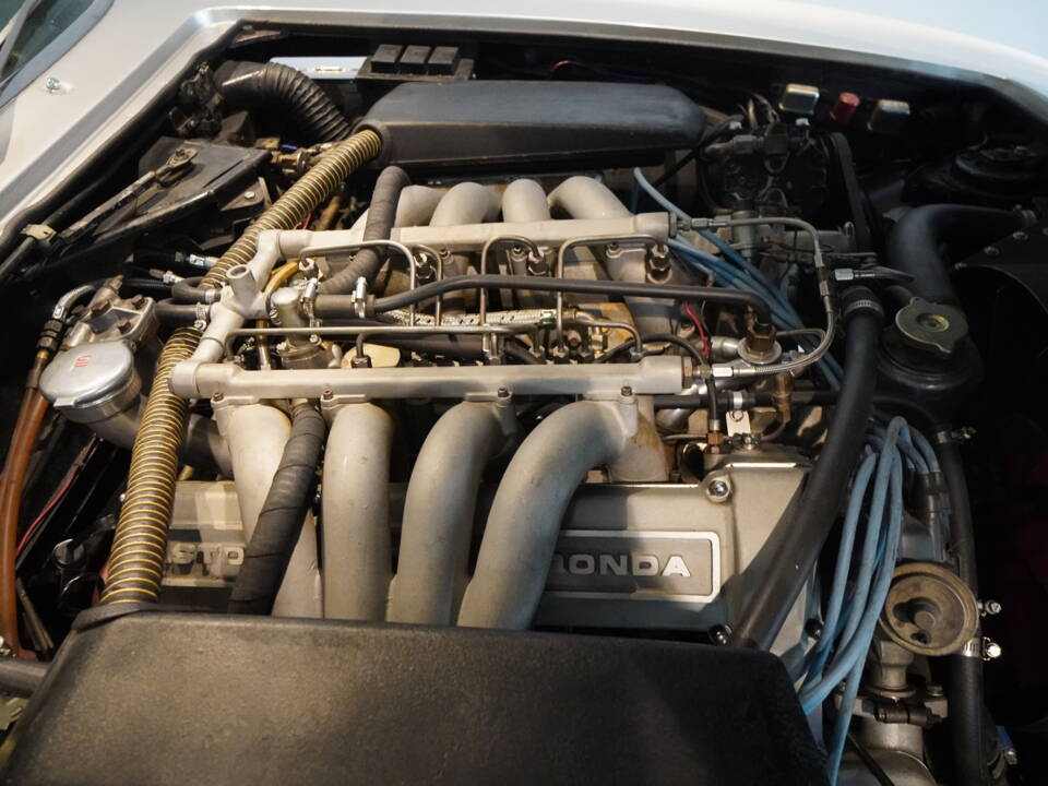 Bild 19/22 von Aston Martin DBS V8 (1971)