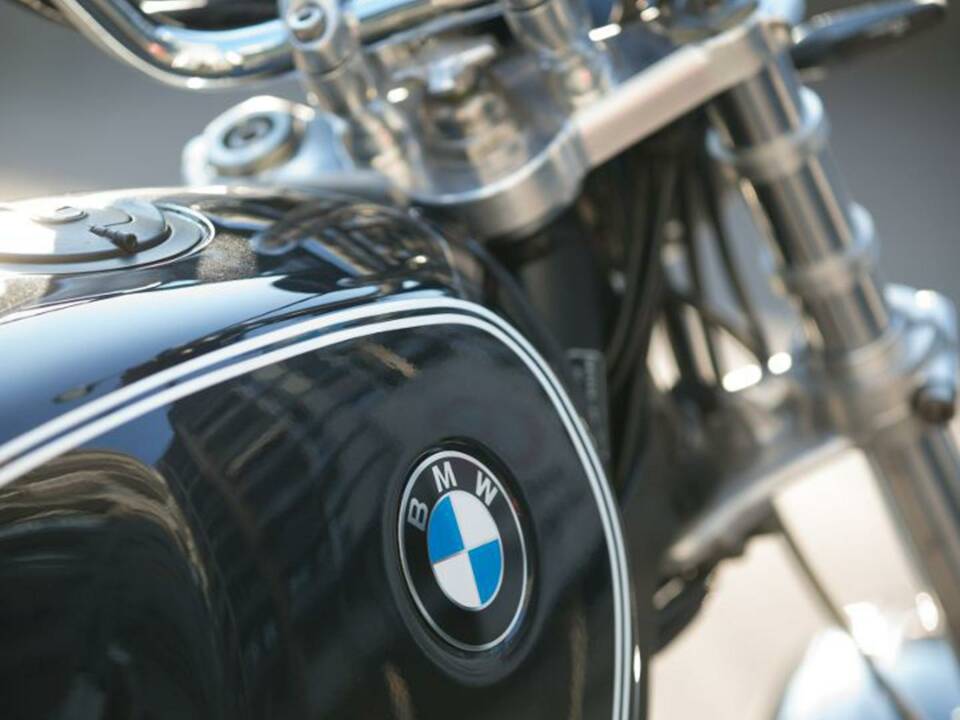 Bild 8/10 von BMW DUMMY (1983)