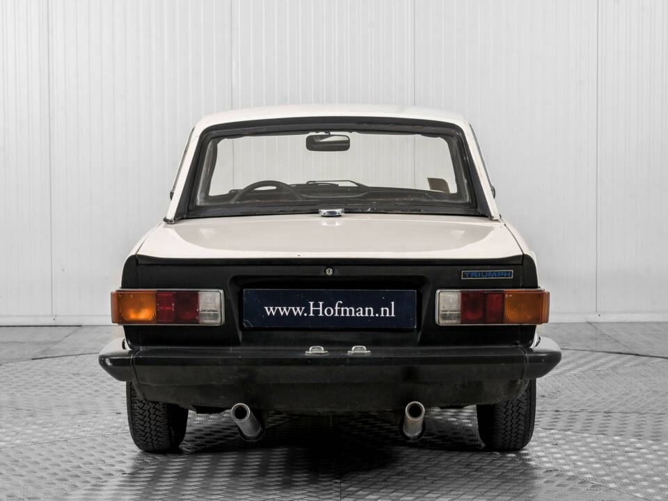 Image 15/50 of Triumph TR 6 (1973)