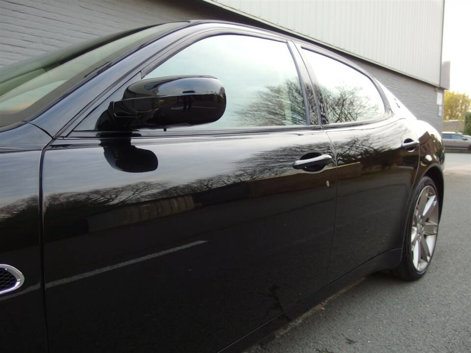 Bild 25/95 von Maserati Quattroporte 4.2 (2009)