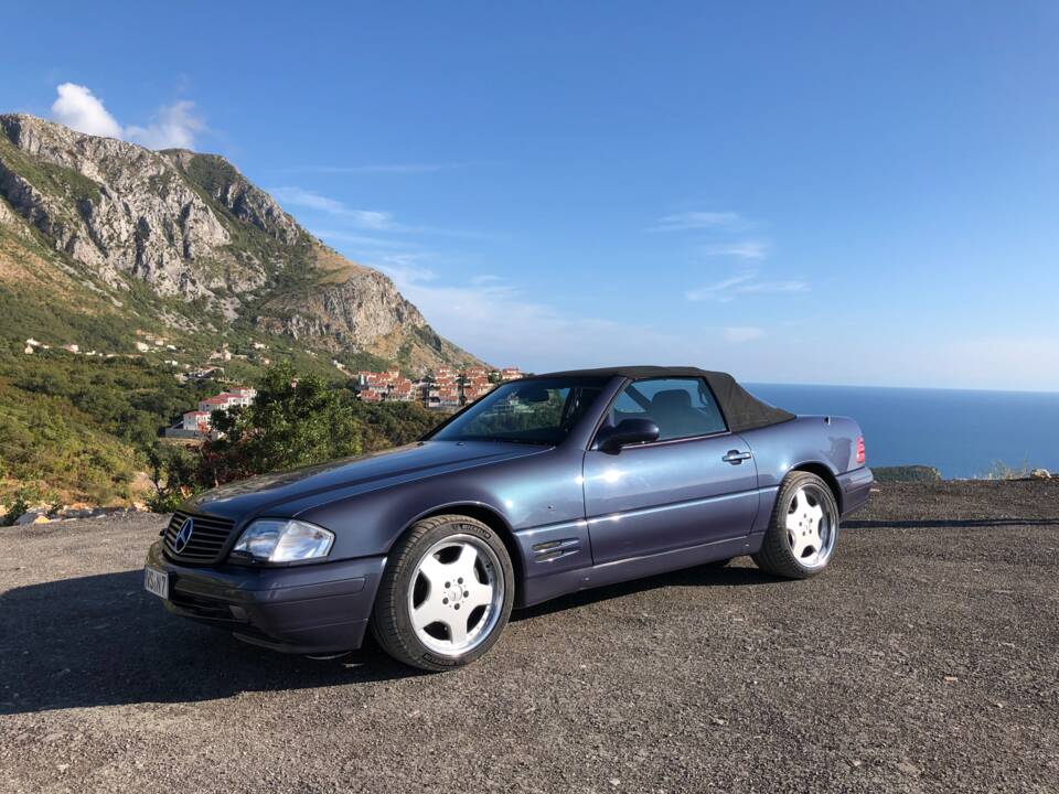 Immagine 1/24 di Mercedes-Benz SL 500 (2000)