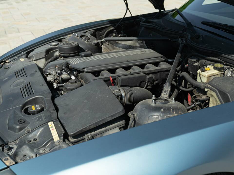 Image 43/49 of BMW Z4 2.2i (2004)