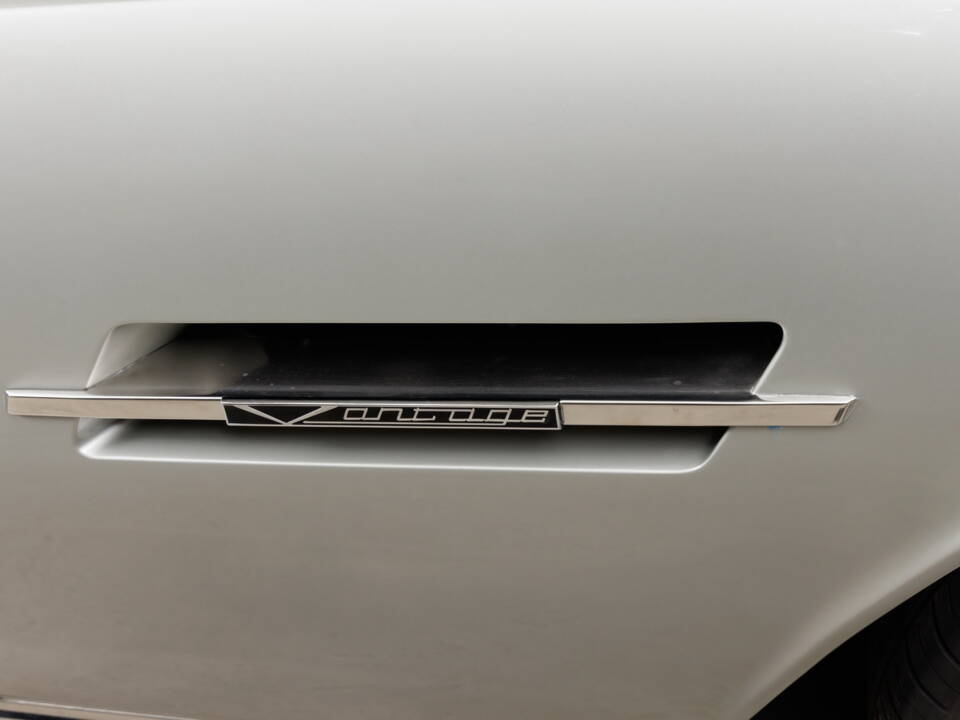 Bild 27/50 von Aston Martin DBS Vantage (1969)