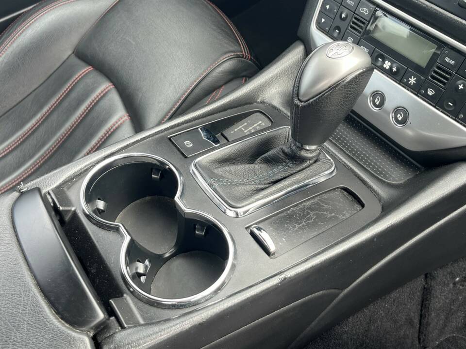 Image 17/42 de Maserati GranCabrio 4.7 (2010)