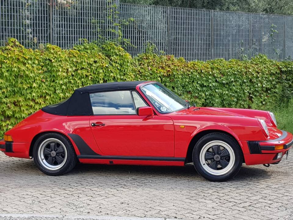 Image 5/11 de Porsche 911 Carrera 3.2 (1988)