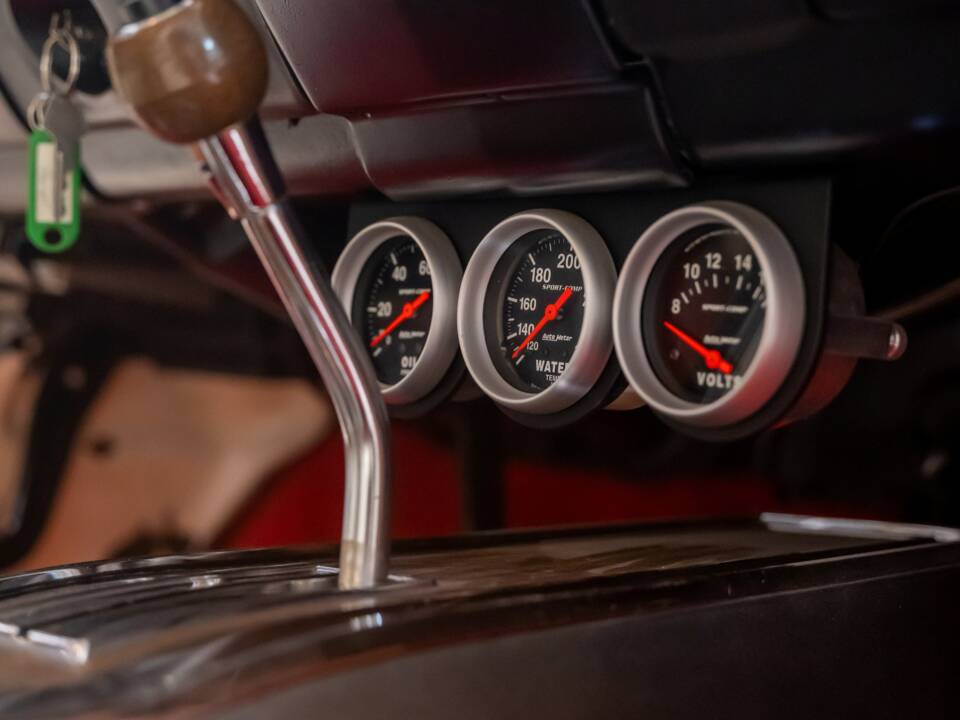 Image 8/24 of Dodge Charger R/T (1969)