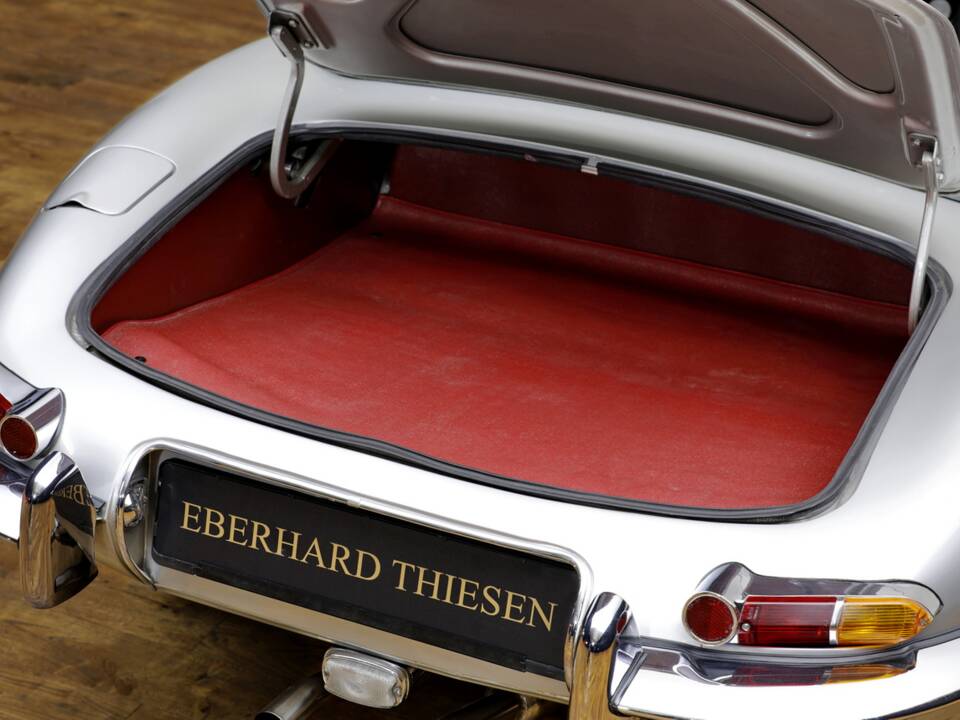 Afbeelding 22/27 van Jaguar E-Type 4.2 (1966)