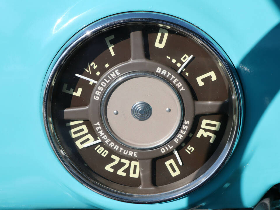 Image 23/50 of Chevrolet 3100 ½-ton (1952)