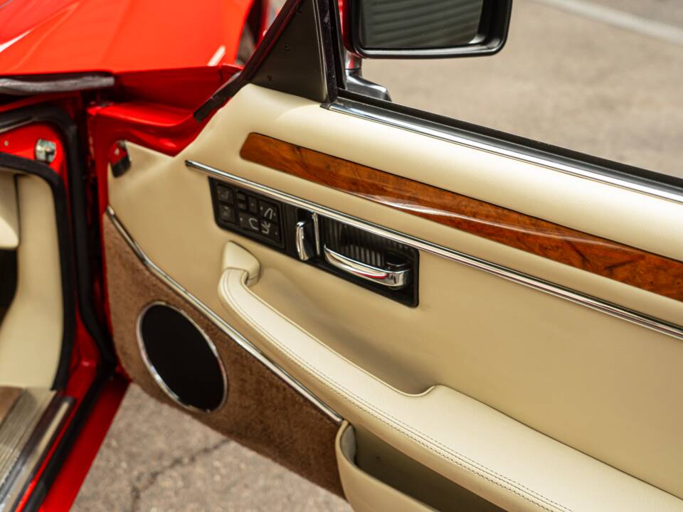 Imagen 39/61 de Jaguar XJS 4.0 Celebration (1995)