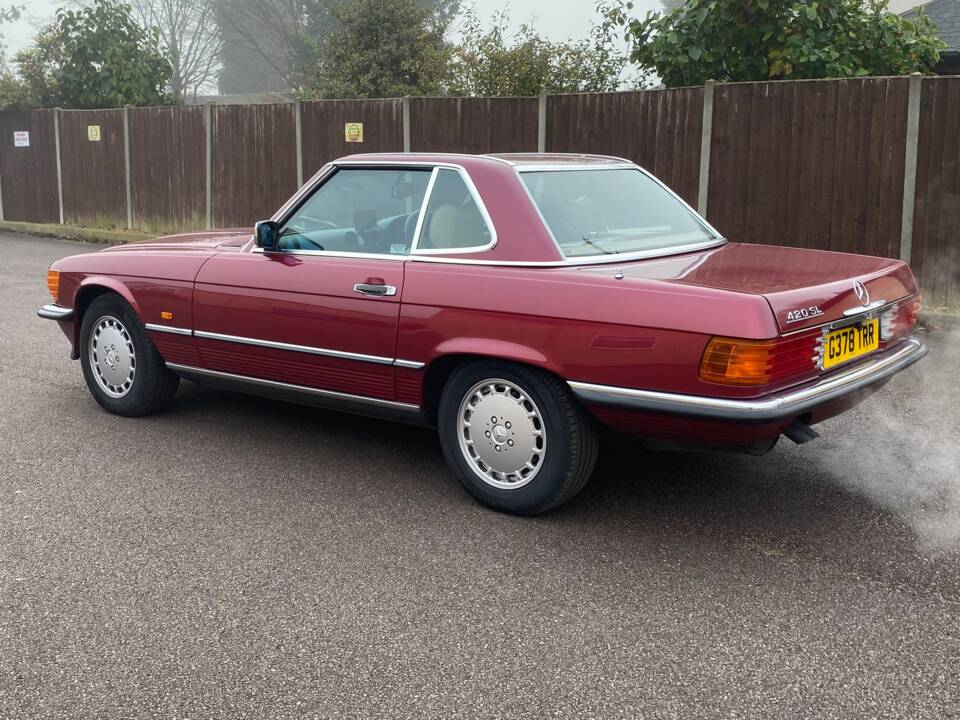 Image 4/8 of Mercedes-Benz 420 SL (1989)