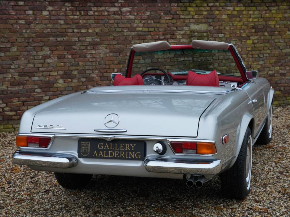 Bild 17/50 von Mercedes-Benz 280 SL (1969)