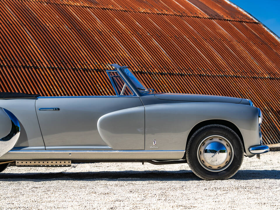 Image 19/37 of Lancia Aurelia B50 (1951)