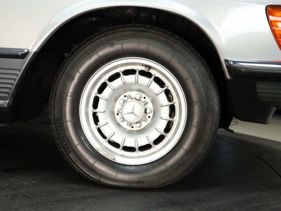 Afbeelding 50/50 van Mercedes-Benz 450 SLC 5,0 (1979)