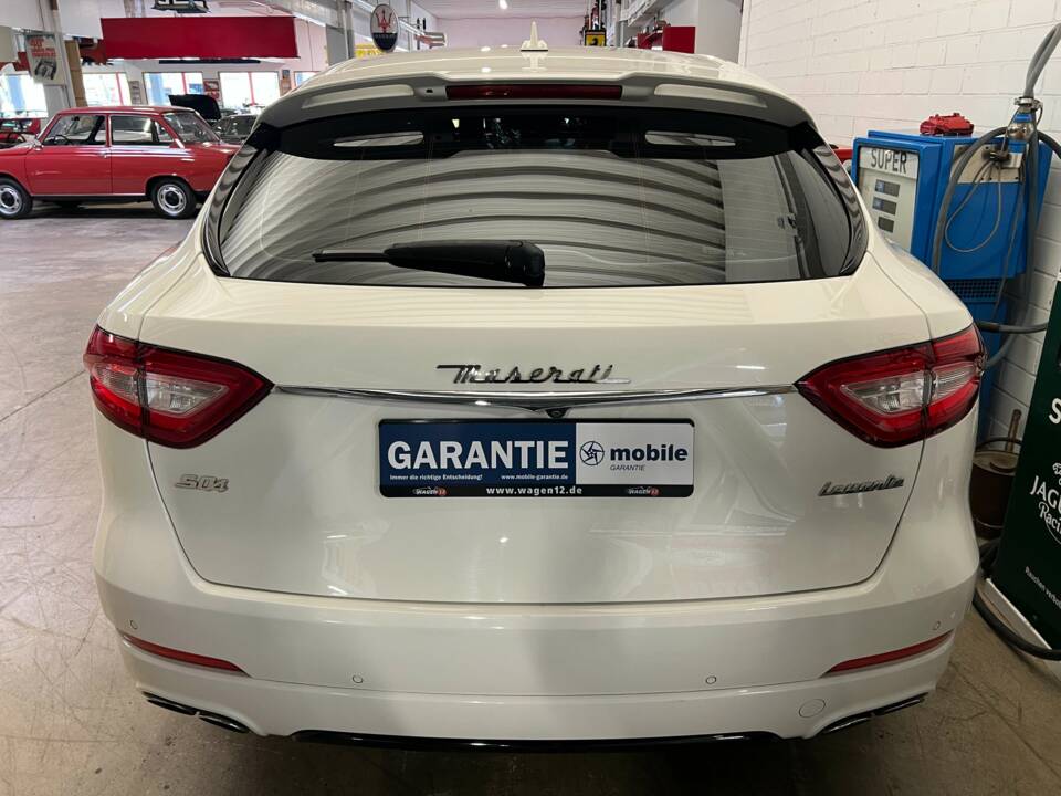 Immagine 15/17 di Maserati Levante S (2017)