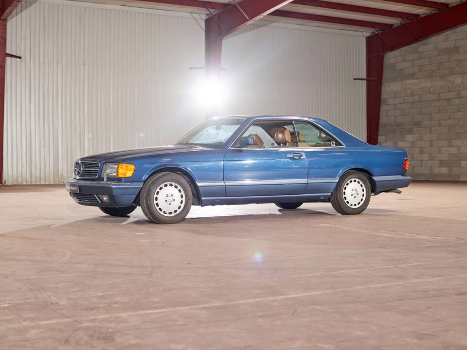 Bild 21/42 von Mercedes-Benz 560 SEC (1991)