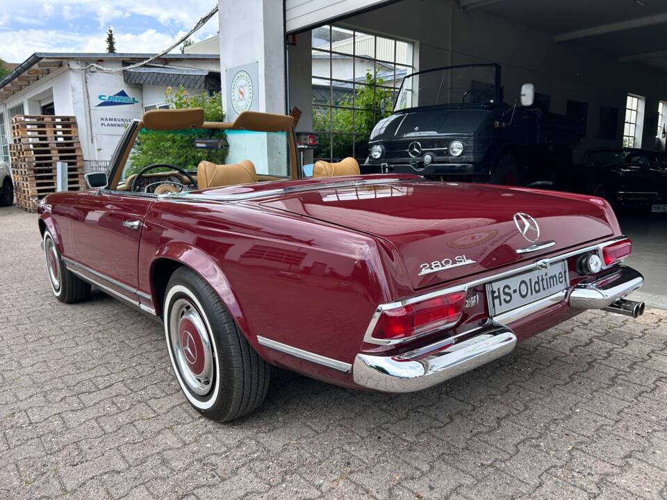 Image 37/40 de Mercedes-Benz 280 SL (1968)