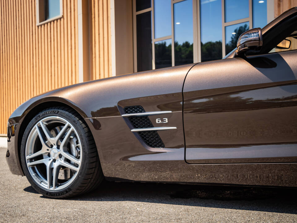 Afbeelding 12/50 van Mercedes-Benz SLS AMG Roadster (2013)