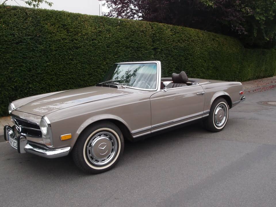 Image 3/99 de Mercedes-Benz 280 SL (1971)