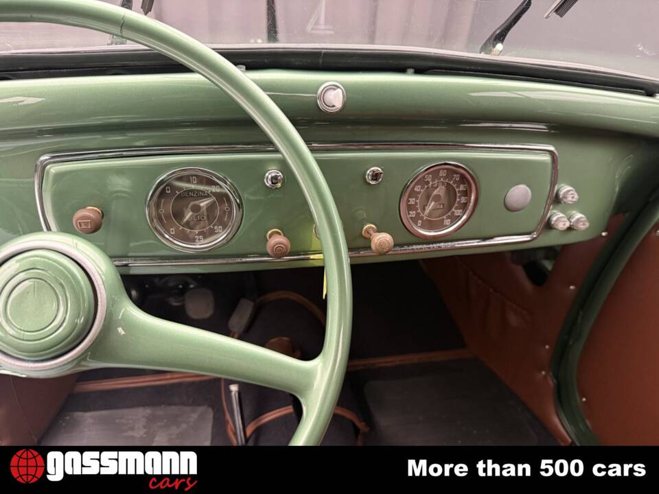 Image 13/15 of FIAT 500 C Furgonato (1951)