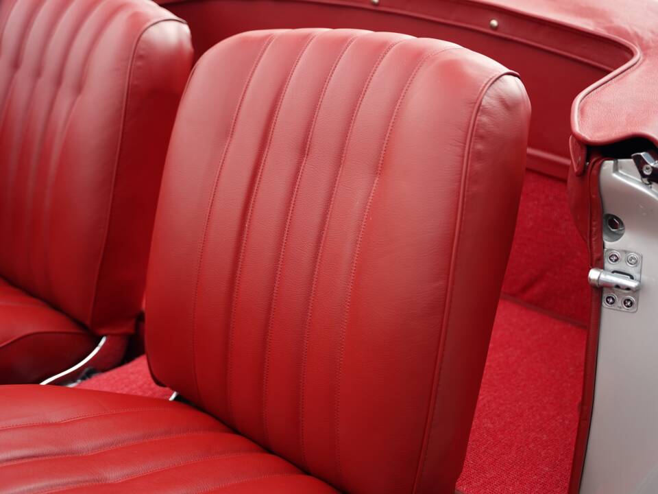 Image 15/47 de Mercedes-Benz 190 SL (1956)