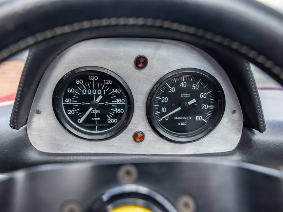 Afbeelding 28/44 van Ferrari 308 GTB Quattrovalvole (1984)