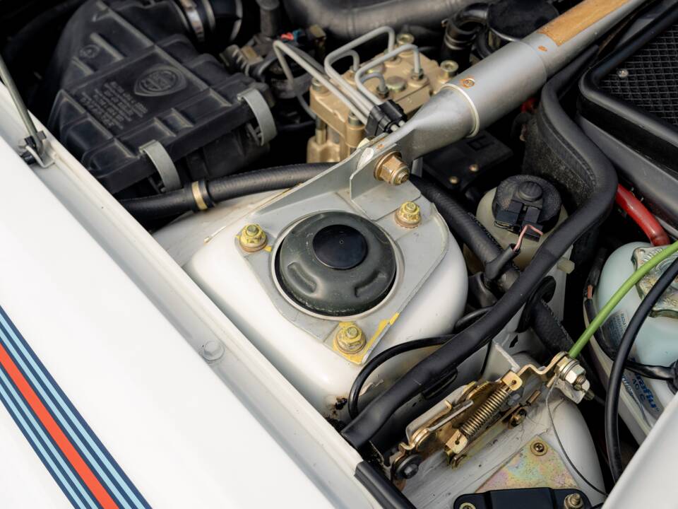 Imagen 50/96 de Lancia Delta HF Integrale Evoluzione I "Martini 5" (1992)