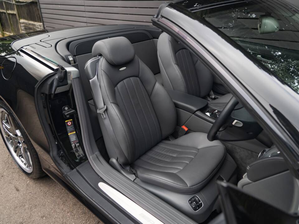 Bild 30/44 von Mercedes-Benz SL 65 AMG (2005)