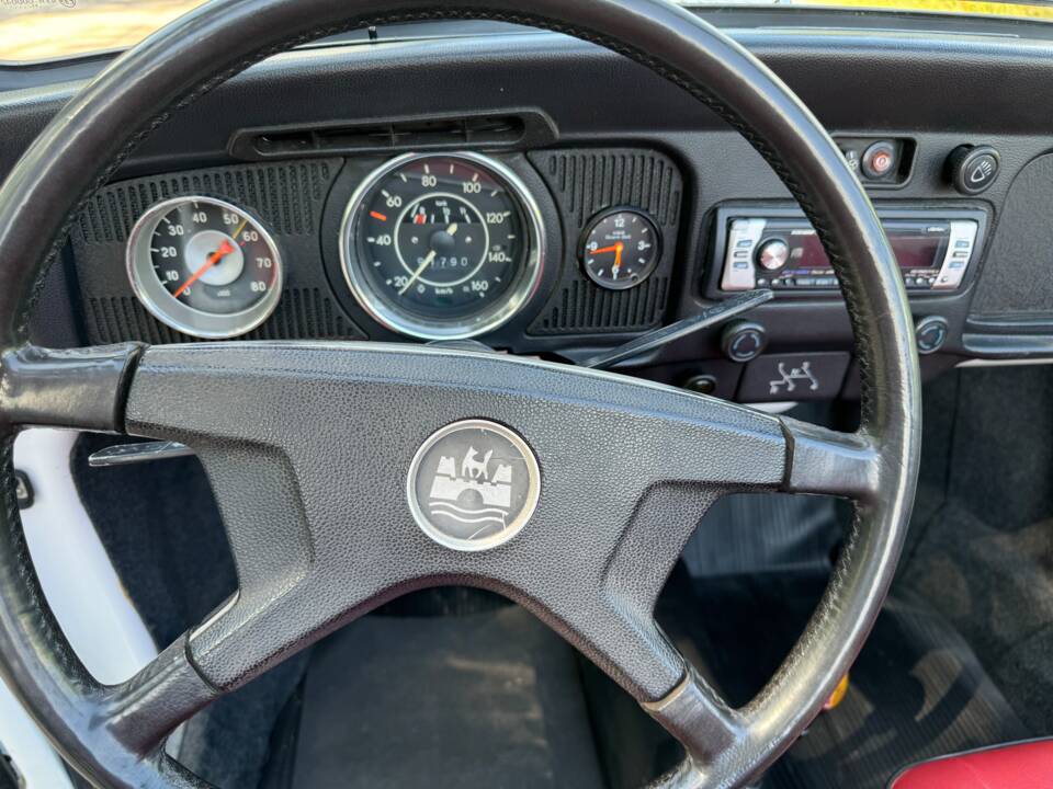 Bild 10/16 von Volkswagen Käfer 1302 S (1972)