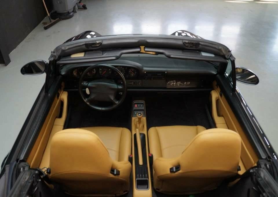 Image 7/50 of Porsche 911 Carrera RWB (1995)