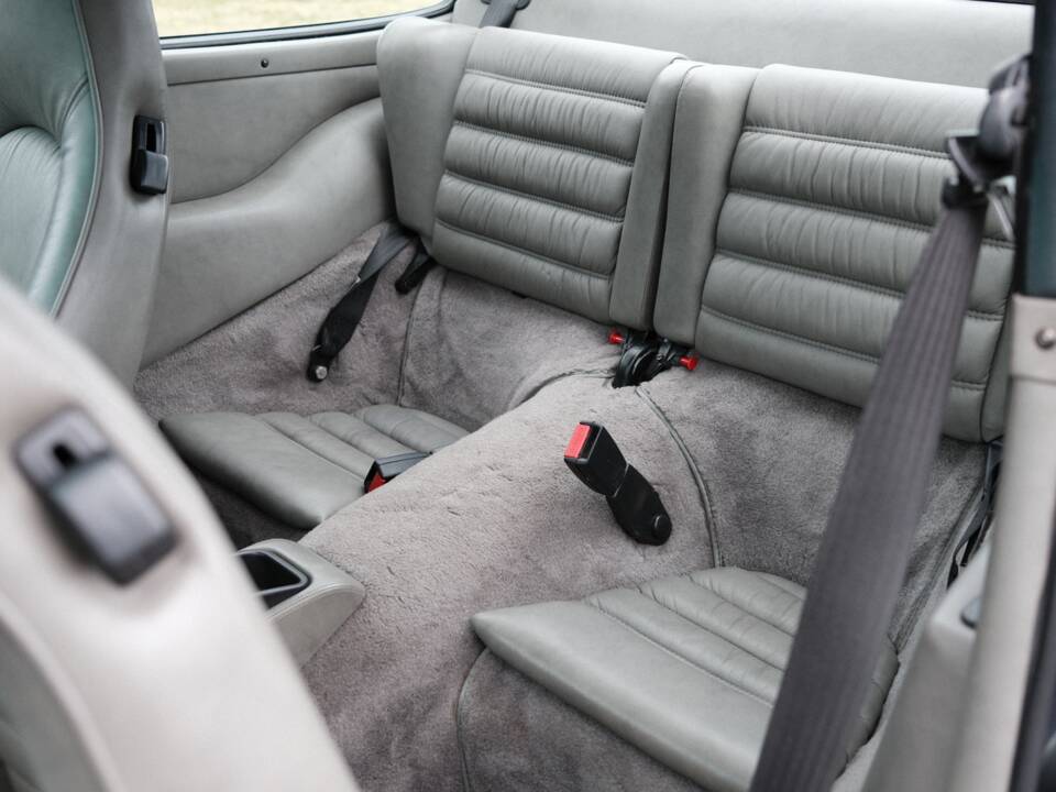 Bild 13/34 von Porsche 911 Carrera 4 (1991)