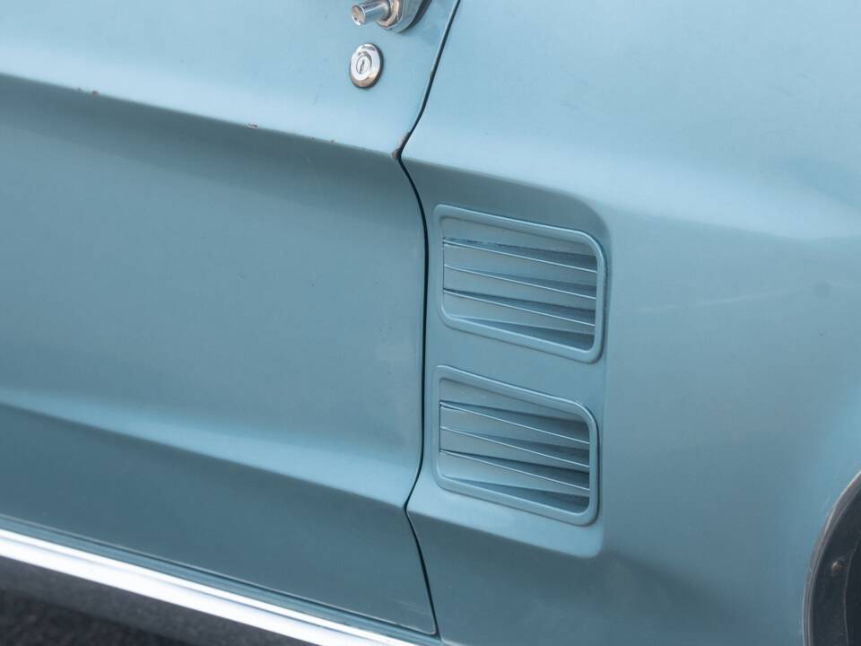 Image 12/50 of Ford Mustang 200 (1967)