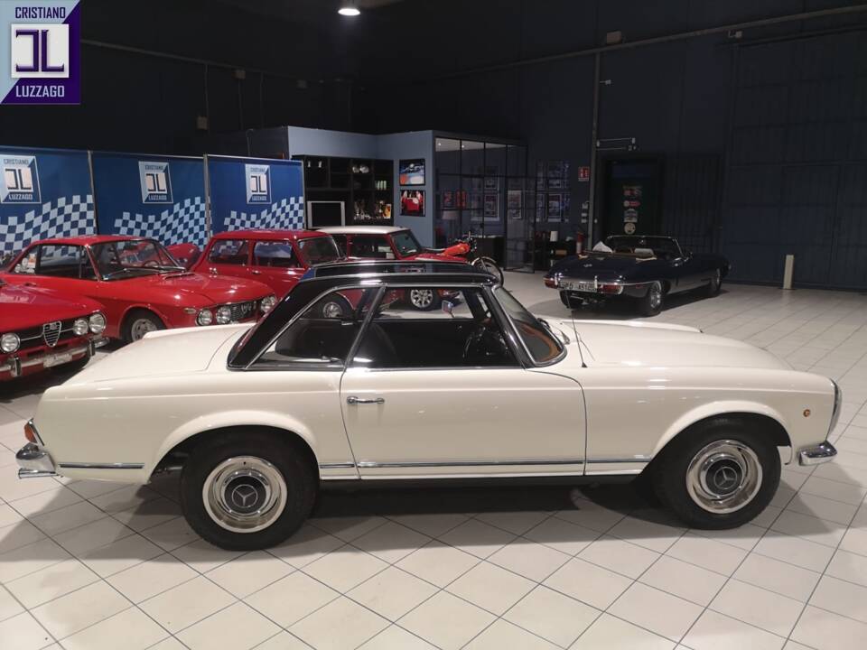 Image 9/47 of Mercedes-Benz 230 SL (1964)