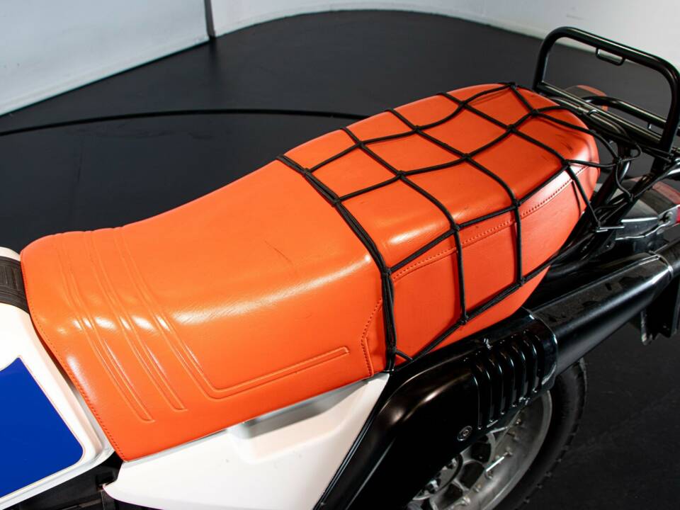 Image 44/50 of BMW R 80 GS (1983)