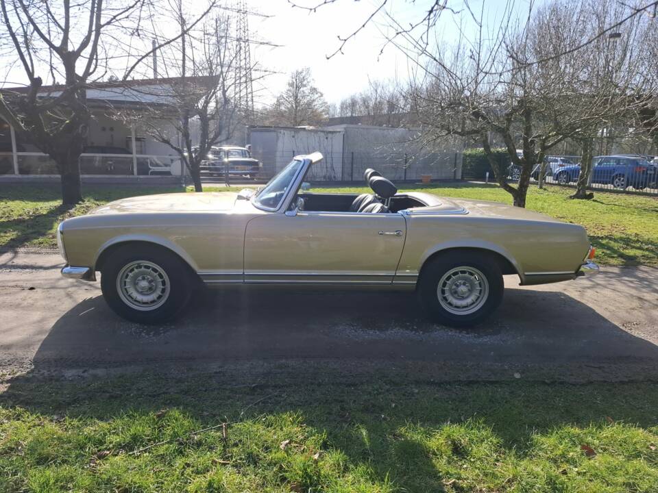 Bild 13/29 von Mercedes-Benz 280 SL (1969)