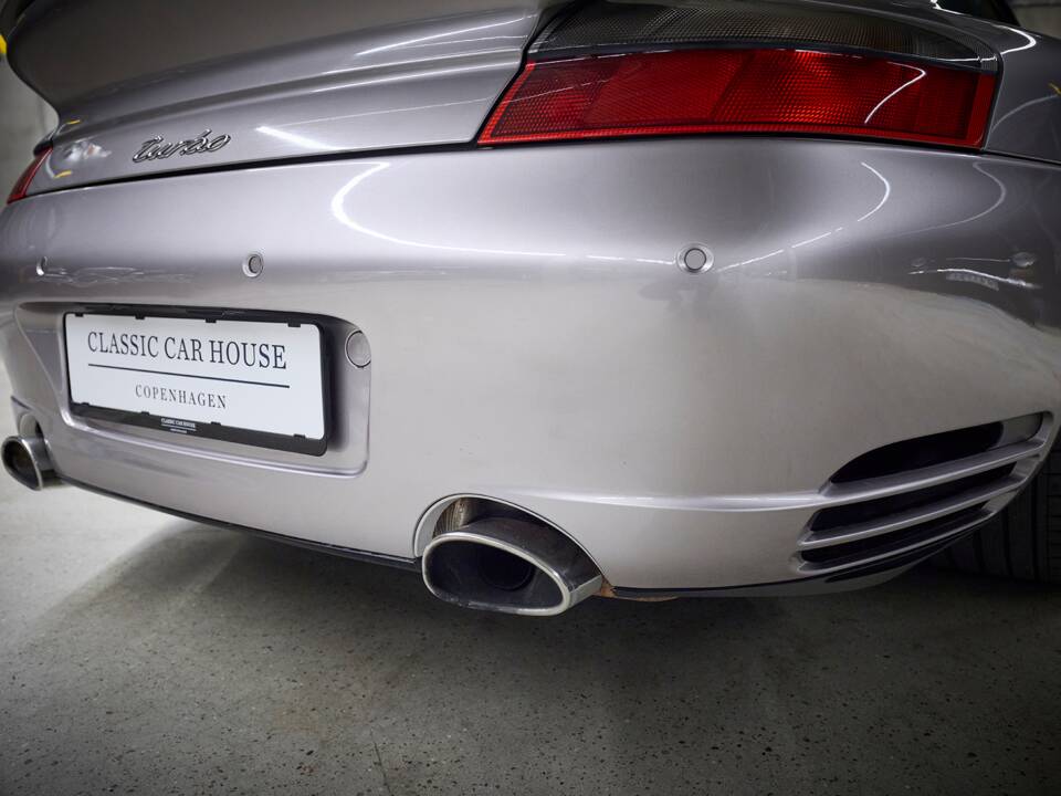 Image 25/98 of Porsche 911 Turbo (2000)