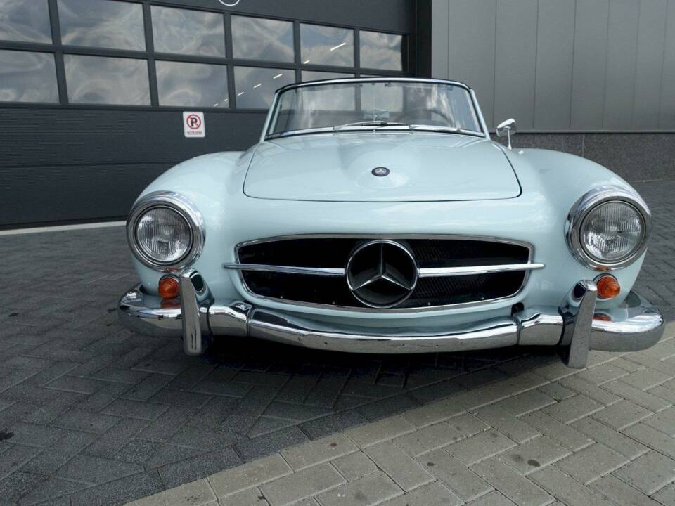 Image 12/43 of Mercedes-Benz 190 SL (1957)