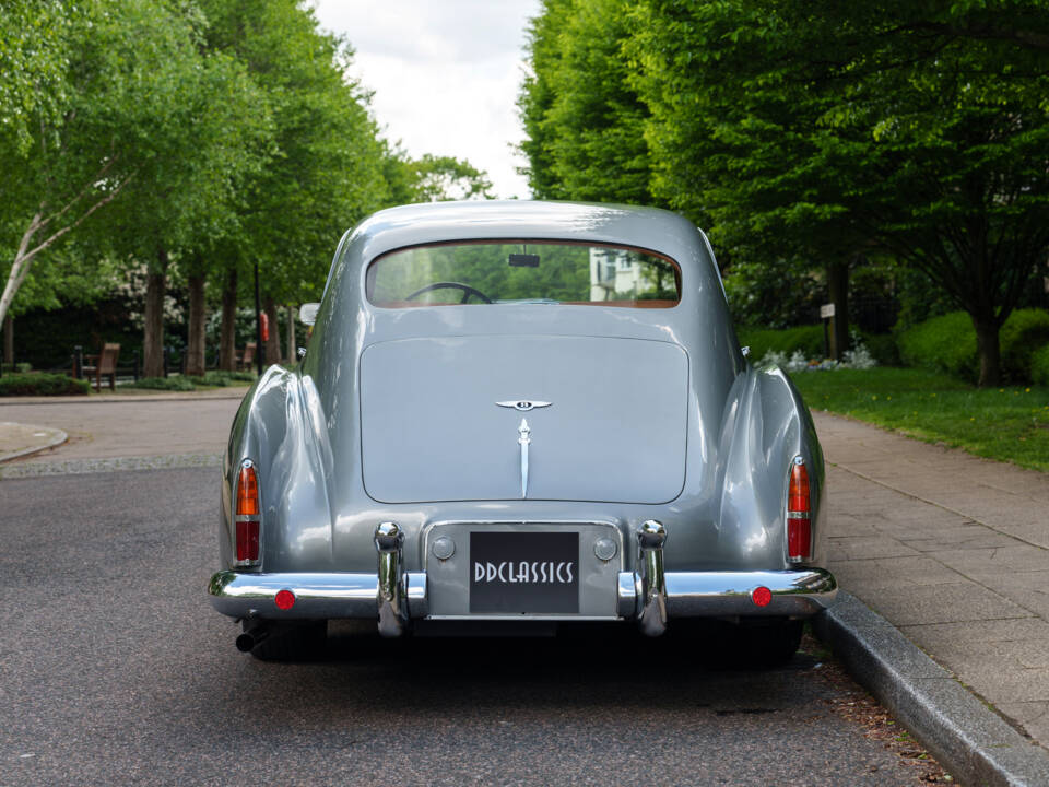 Image 6/27 of Bentley S 1 (1956)
