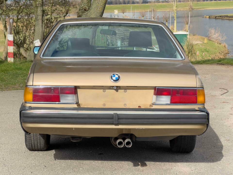 Bild 7/8 von BMW 633 CSi (1981)
